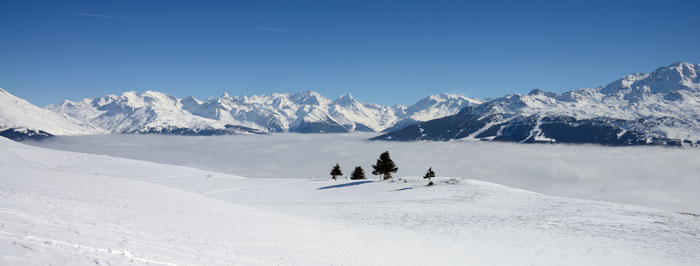 Dôme de Vaugel, La Rosière opposite and Les Arcs on the right